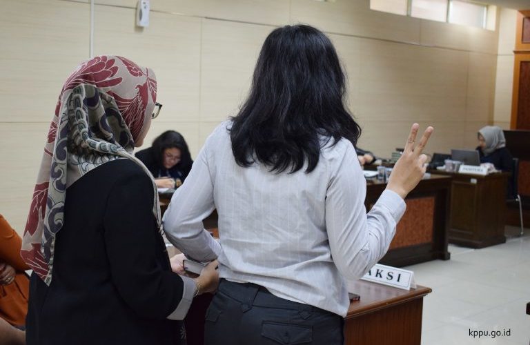 Majelis Komisi Hadirkan Saksi di Persidangan Grab